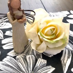 WILLOW TREE- ANGEL OF FREEDOM